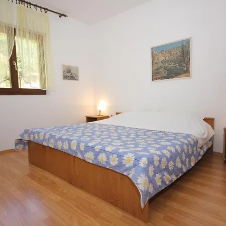 Appartement With A Parking Space - 8883 Vis