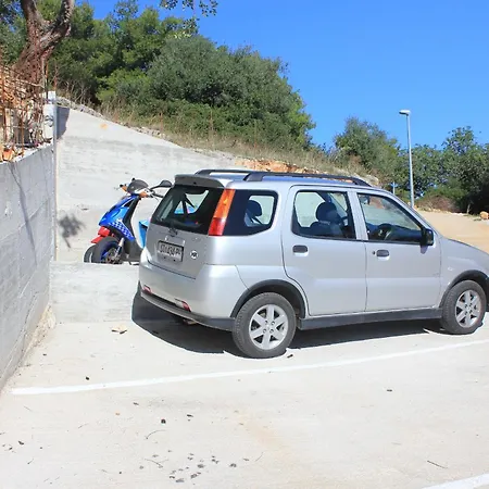 With A Parking Space - 8883 Appartement