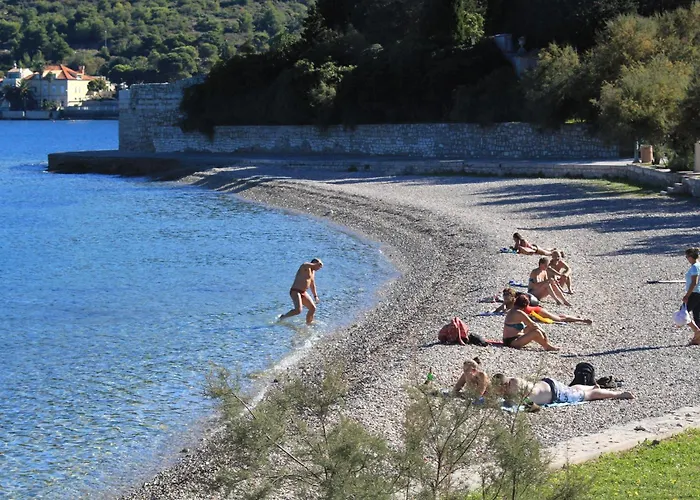 With A Parking Space - 8883 Vis